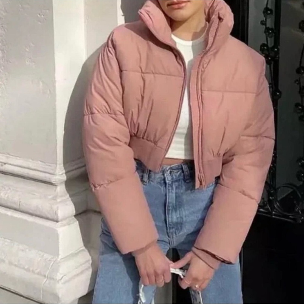 Zara Women's Pink Cropped Puffer Jacket